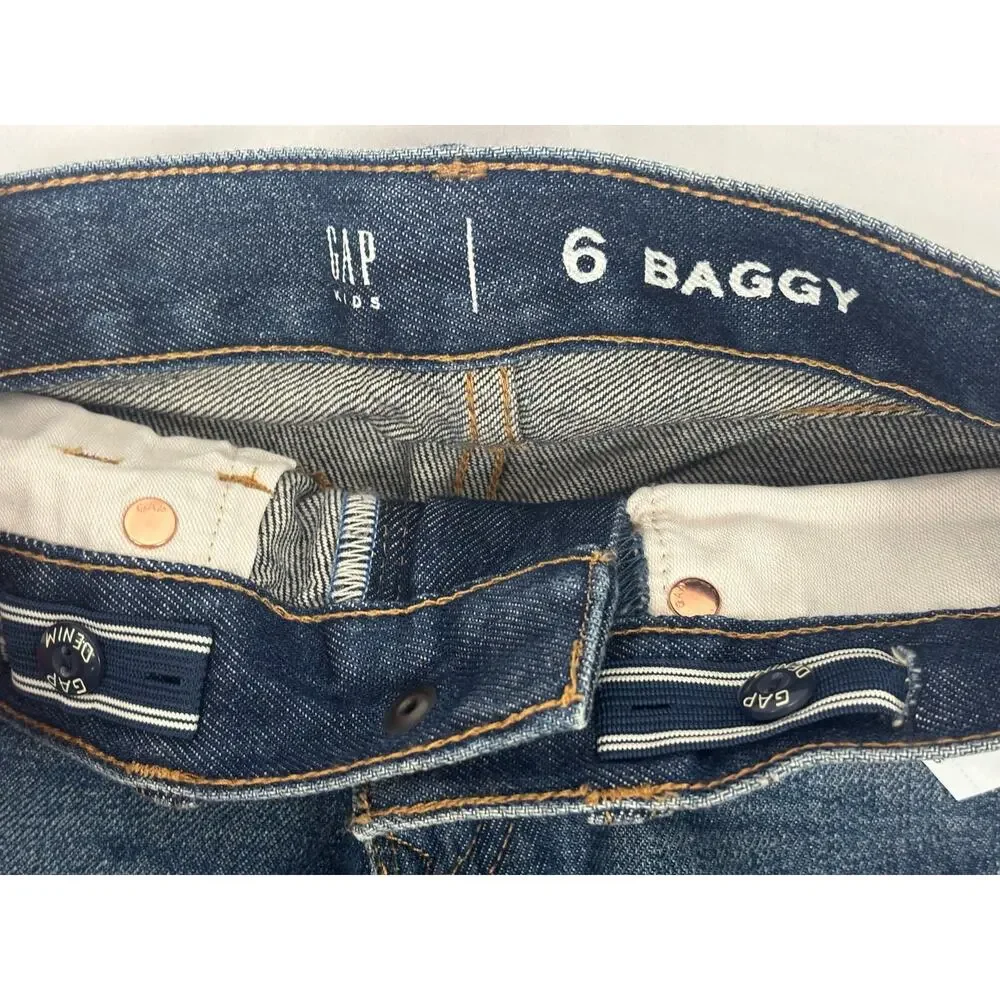 GAP Kids Baggy Denim Jeans Size 6 Medium Wash Blue Relaxed Fit NWT